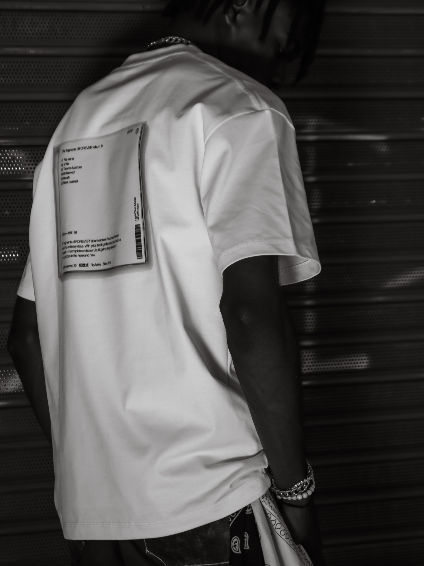 fragments of FOREVER OVERSIZED T-SHIRT